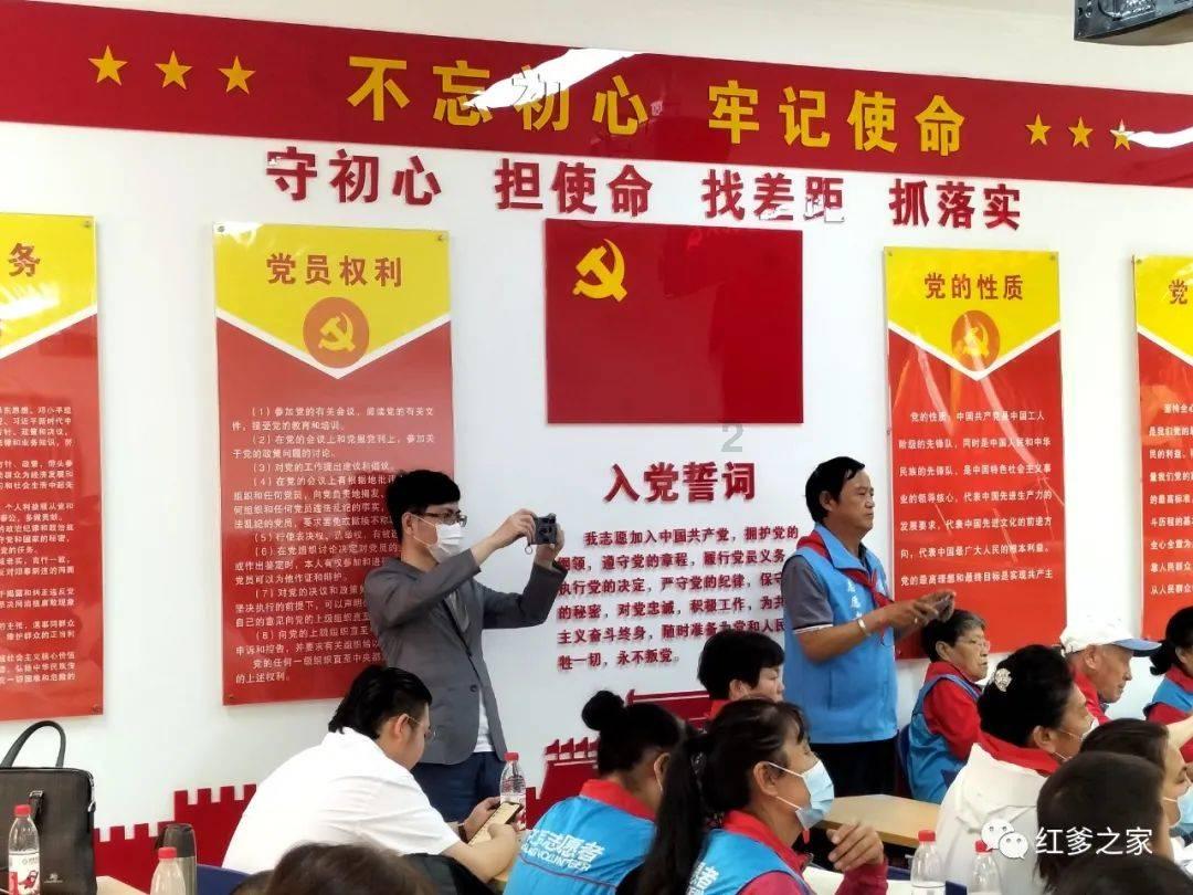 为什么现在「姐弟恋」越来越多？游戏画面